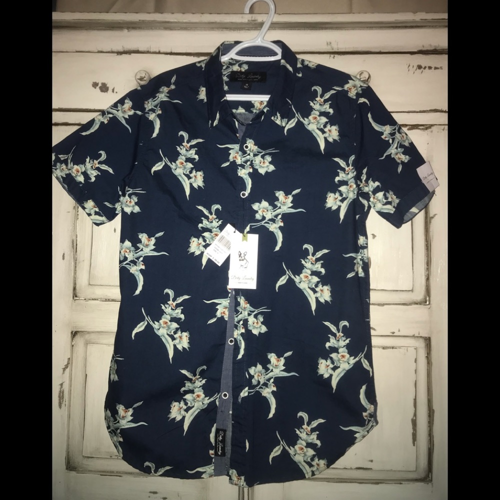 Men’s Dirty Laundry Casual Button Down